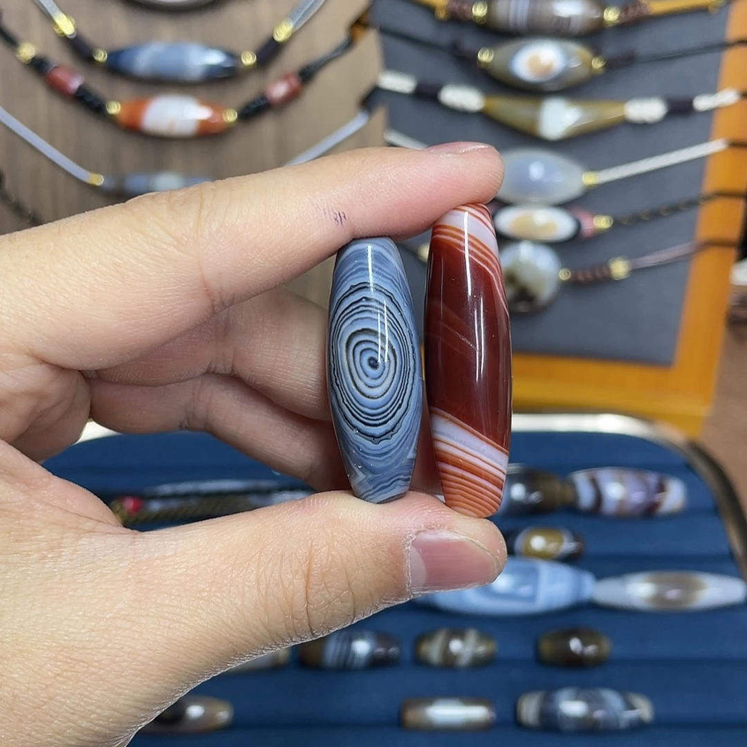 F***，玛瑙/玉髓合金颈饰