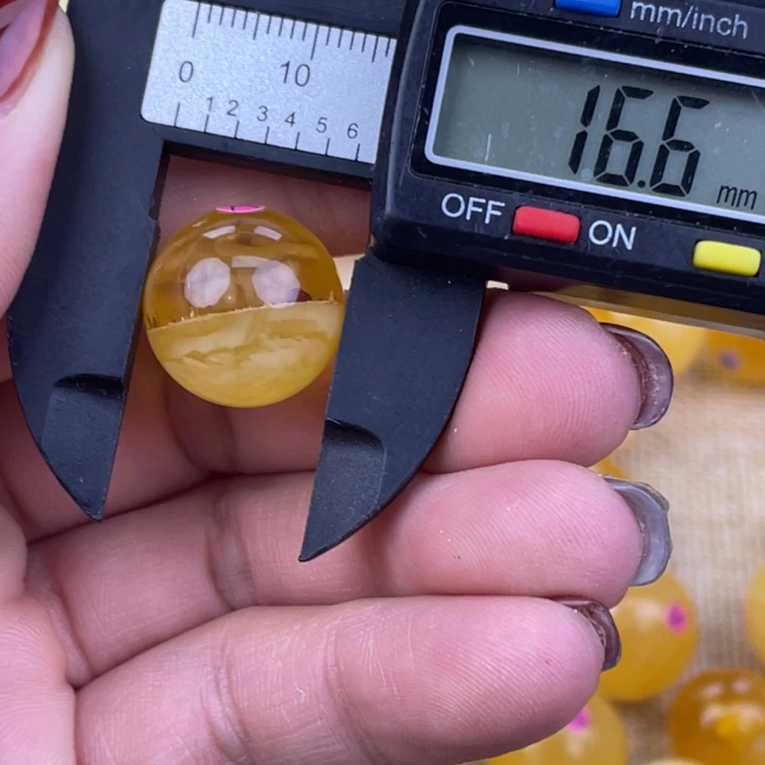 裸石琥珀未镶嵌微瑕89
