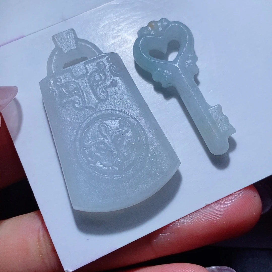 定制翡翠未镶嵌两个一起王炸