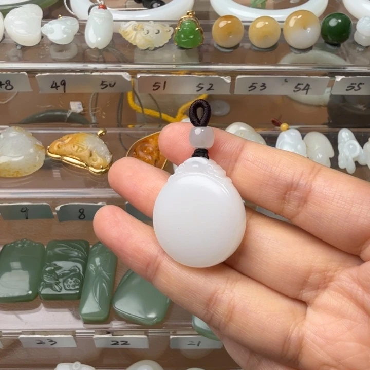 和田玉未镶嵌颈饰新疆和田圆满平安牌吊坠