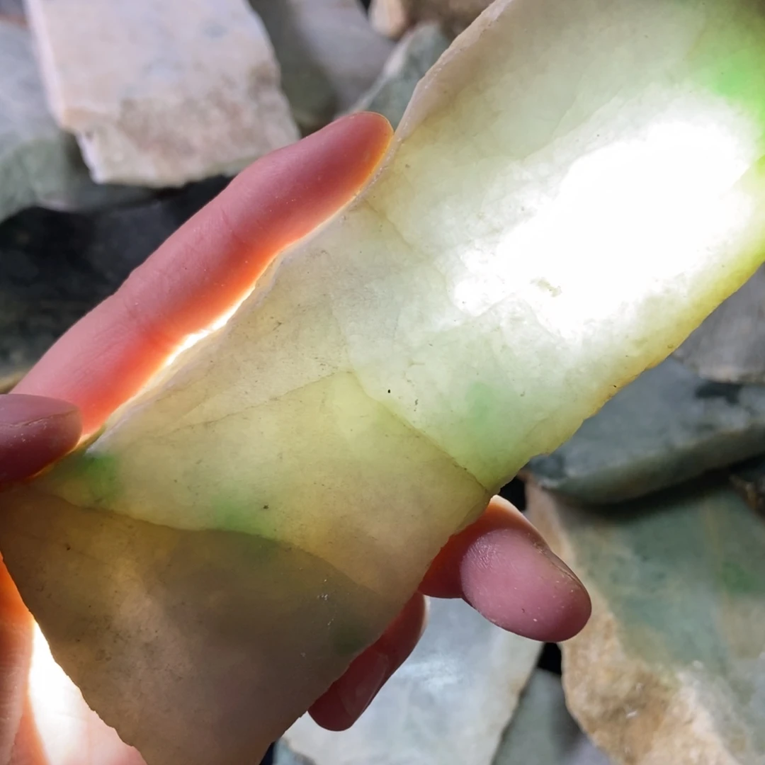 翡翠未镶嵌挂件天然翡翠