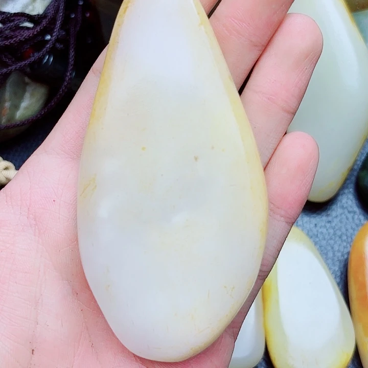 未镶嵌和田玉挂件