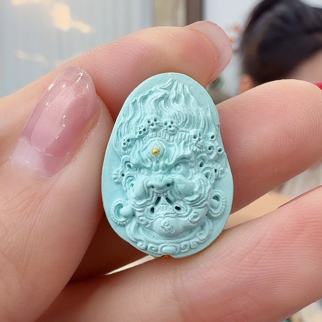 绿松石未镶嵌珠宝奇石