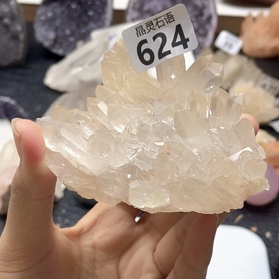 水晶大型摆件（非配饰）未镶嵌