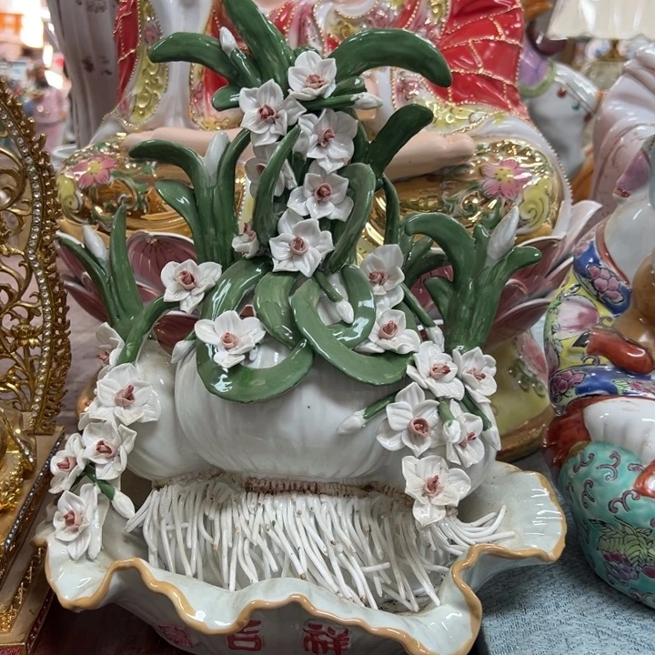 瓷片瑕疵。。。。。。。。。。。。。。。