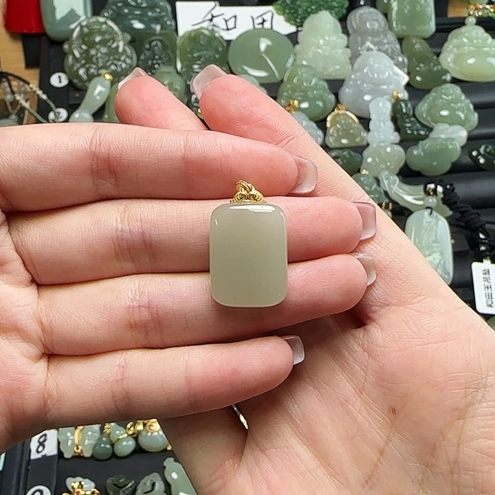 颈饰银S925镶嵌和田玉