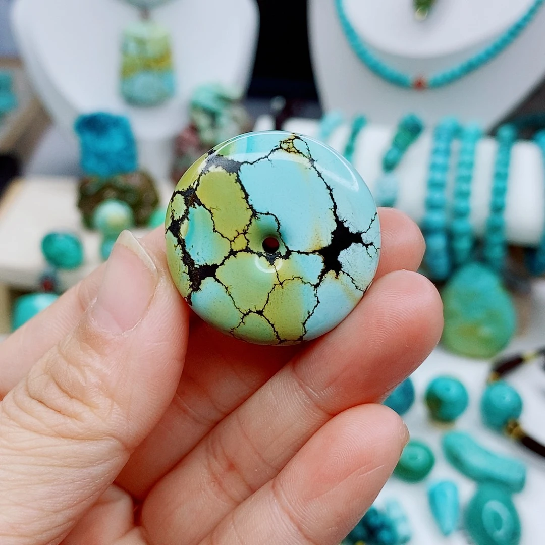 海***波绿松石未镶嵌颈饰