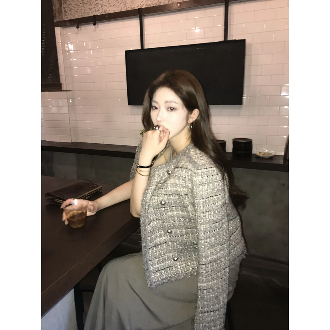 安酒月【法国画报】贵气感羊毛小香风外套粗花呢编织廓形开衫上衣