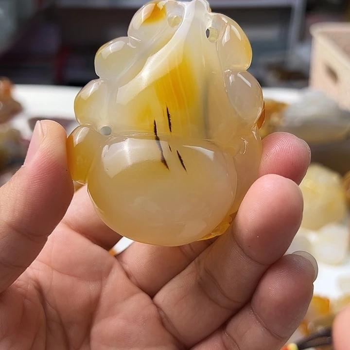 未镶嵌颈饰玛瑙/玉髓