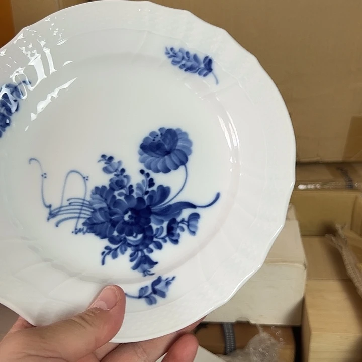瓷片瓷器上没有一个女演戏