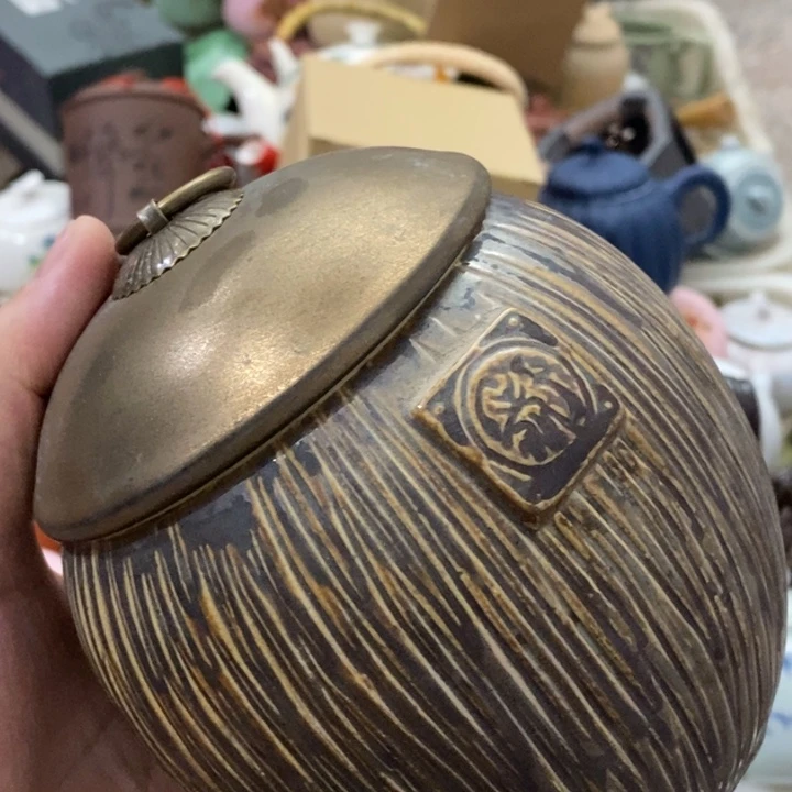 陶瓷艺术品及陶瓷壶