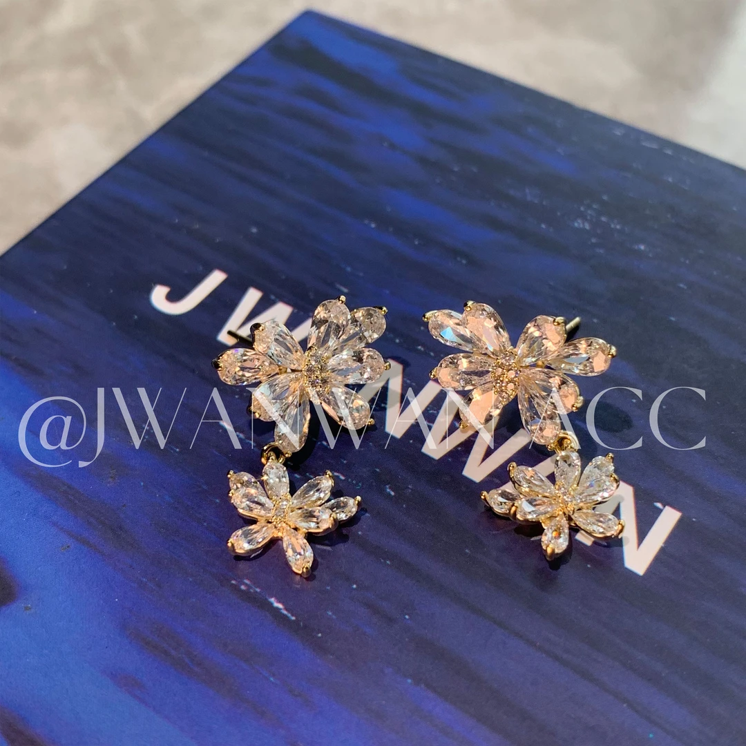 铜合金锆石耳饰 钻蝶莹舞.高定冰晶闪耀花朵蝴蝶结灵动耳环01ED40