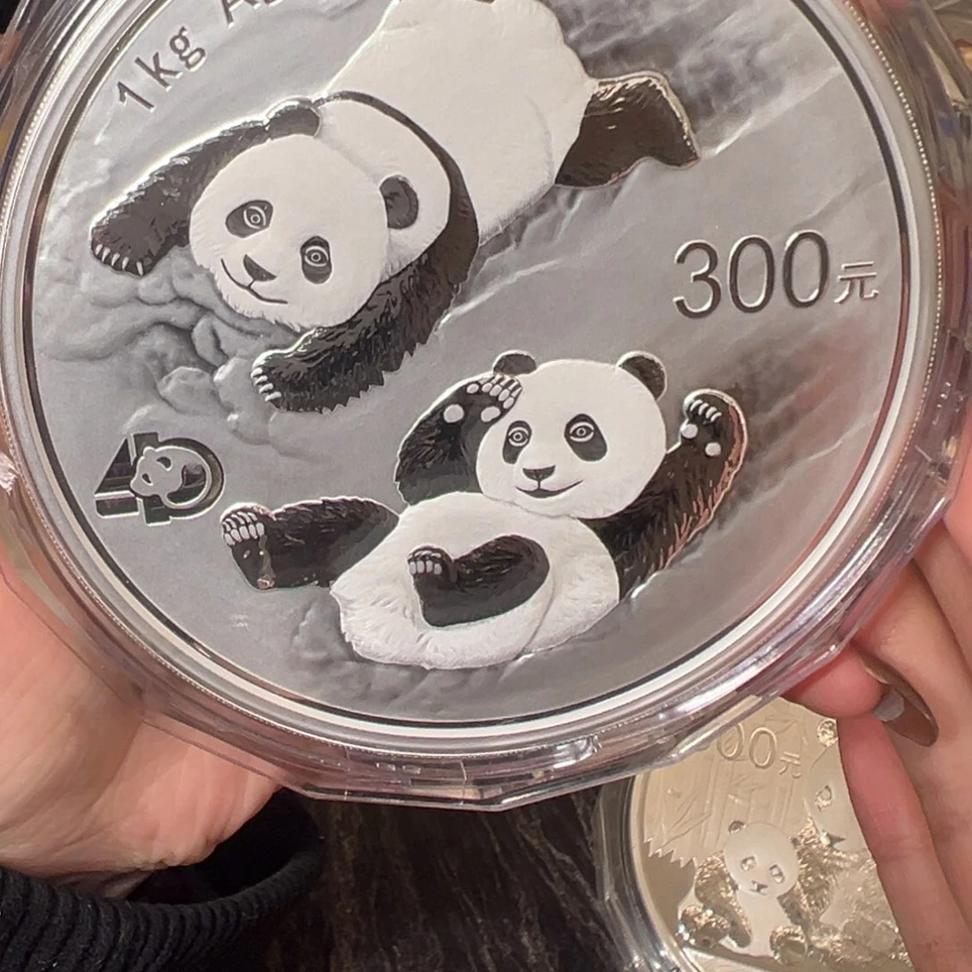 纯银2022公斤猫带证书盒子