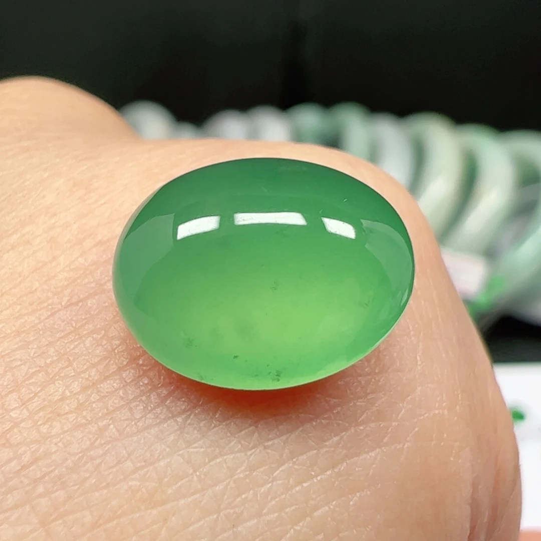 翡翠未镶嵌耳饰蛋面