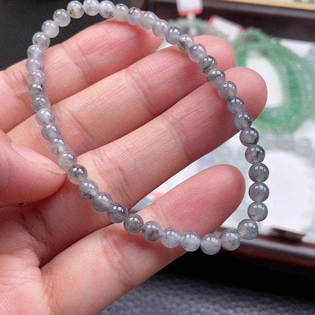 翡翠未镶嵌手串卡4.3冰乌鸡