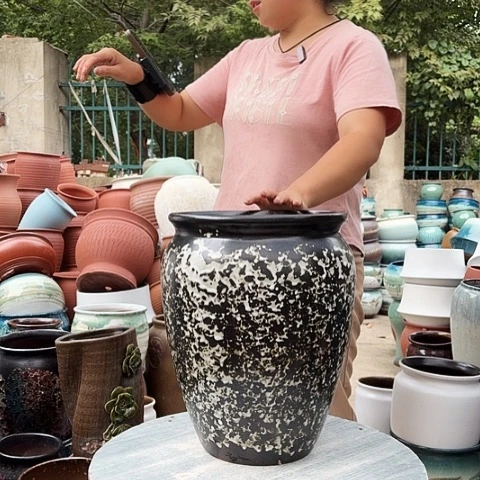 口25高34瑕疵一个盆子。