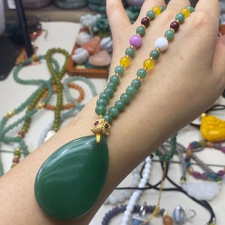 石英质玉手镯足银镀金镶嵌