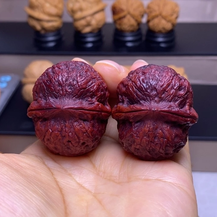 把件文玩核桃七彩团凤绣球地闷35