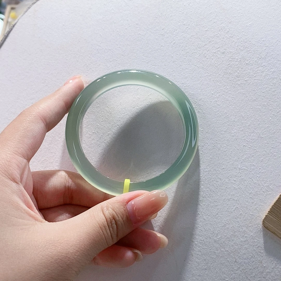 手镯玛瑙/玉髓未镶嵌55