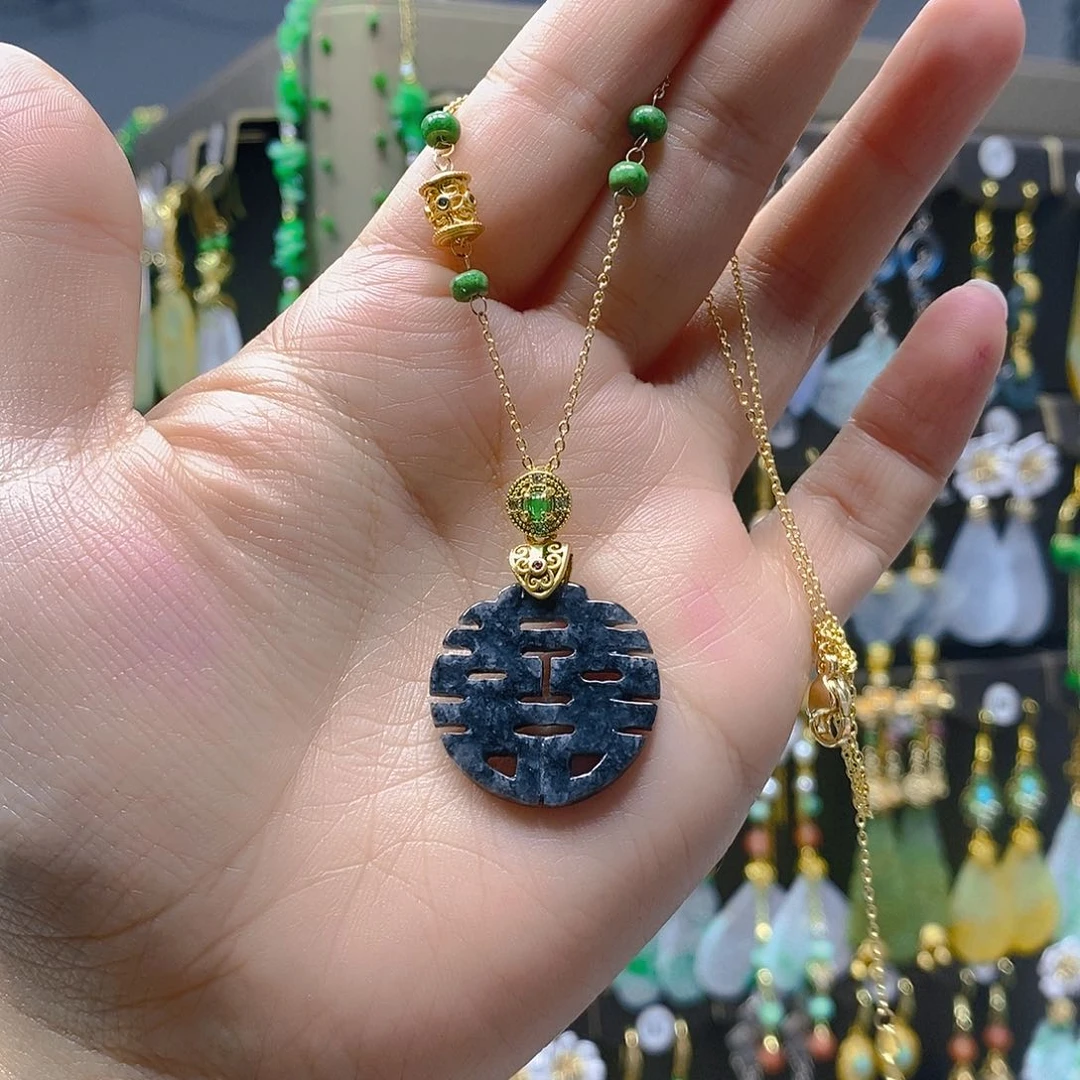 未镶嵌翡翠耳饰翡翠