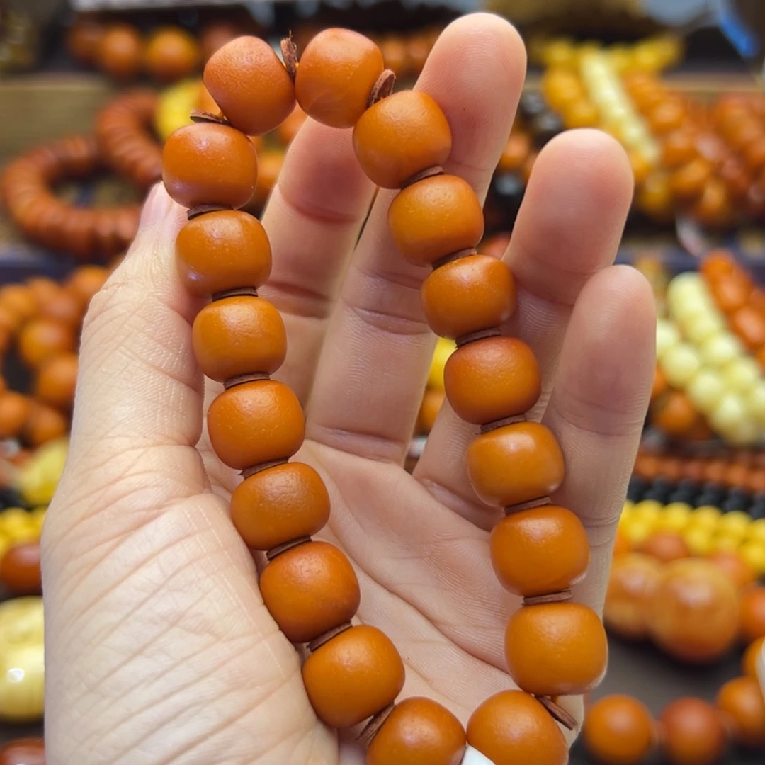 未镶嵌琥珀珠宝奇石