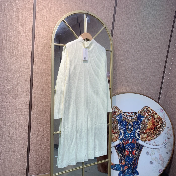 BR650孕妇杏色针织连衣裙90-150