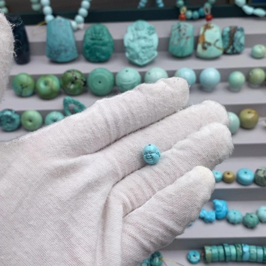 未镶嵌绿松石佛头