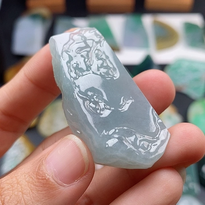 定制翡翠未镶嵌翡翠