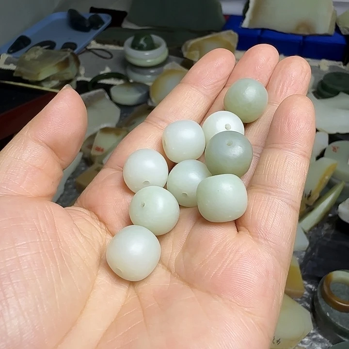 和田玉未镶嵌珠宝半成品t****1