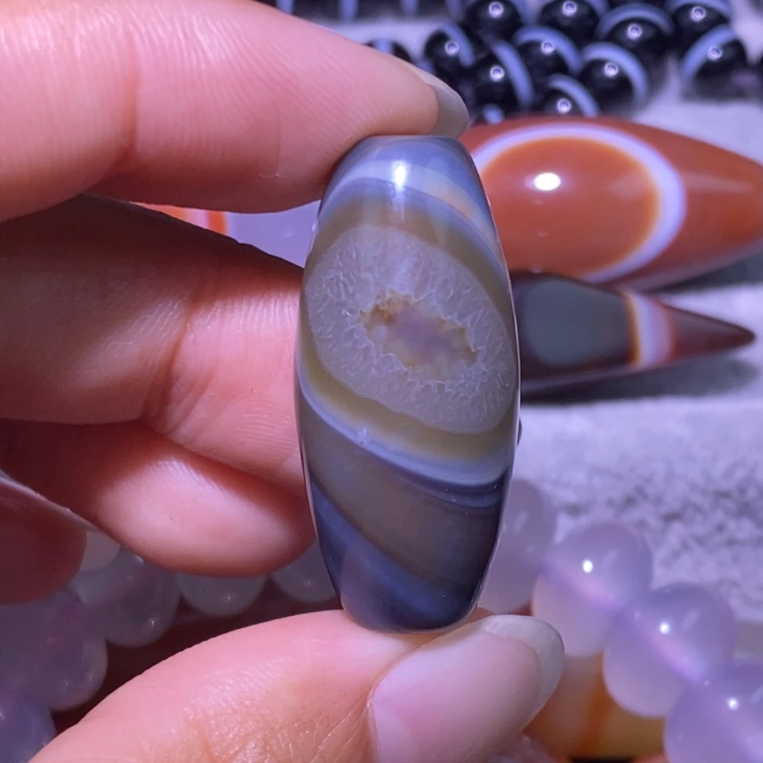未镶嵌颈饰玛瑙/玉髓
