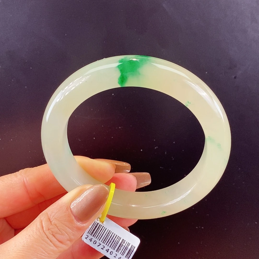 石英质玉手镯未镶嵌非洲翠手镯