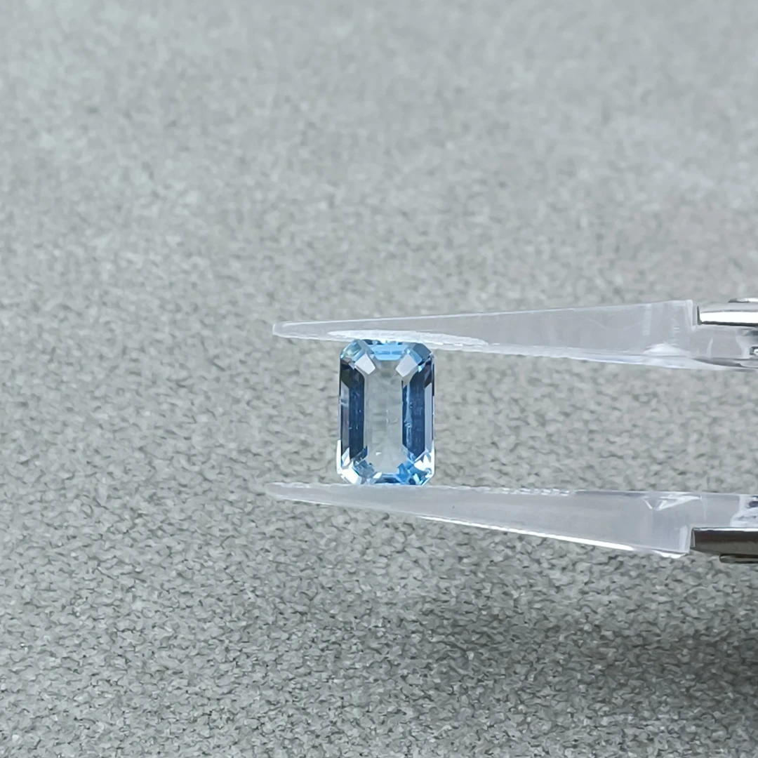 海蓝宝-1.41ct（01104414）0908