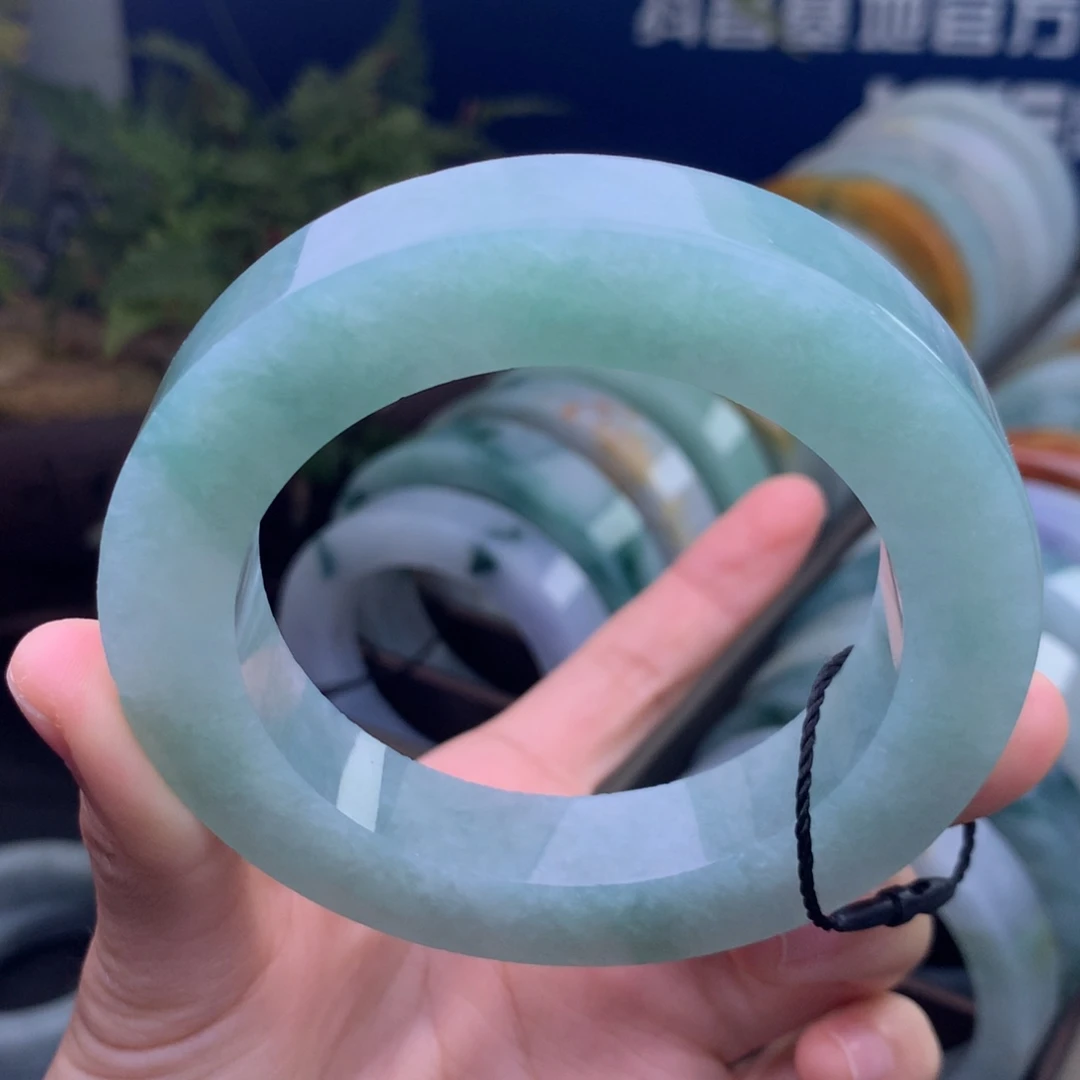 定制翡翠未镶嵌手镯定制不退不换