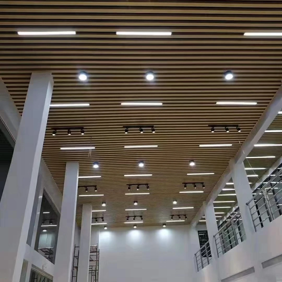 铝方通天花板吊顶铝合金吊顶木纹天花吊顶铝合金多颜色集成吊顶