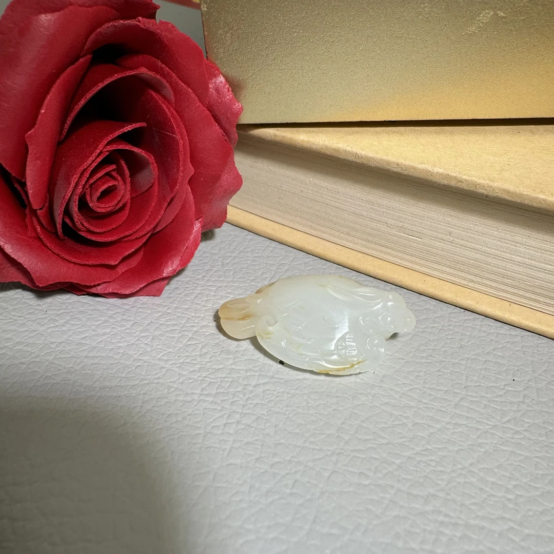 和田玉鲲鹏雕刻吊坠