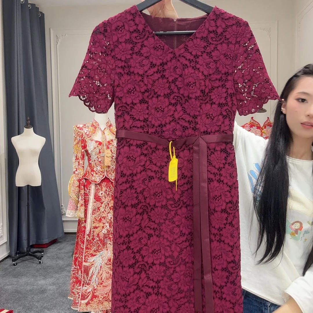 M特价不退不换妈妈装