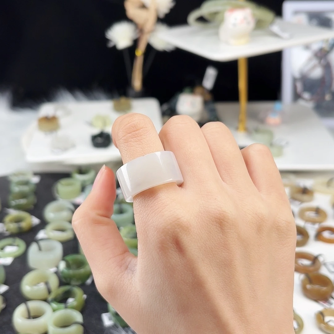 和田玉未镶嵌戒指P45月光白直切18.5不退换