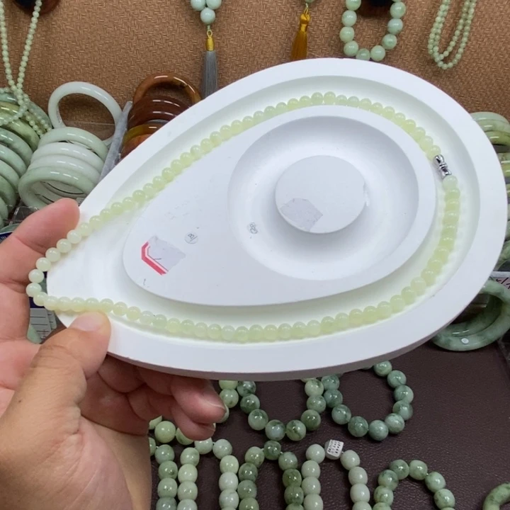 蛇纹石玉未镶嵌手链