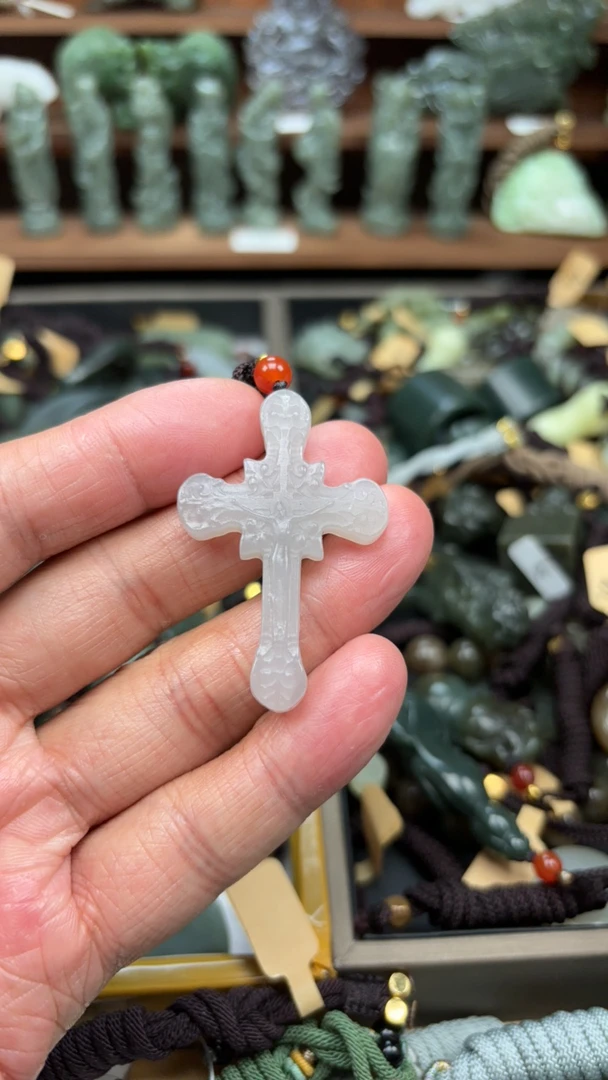 保真和田玉十字架时尚吊坠百搭精雕拍一发一手工精致气质