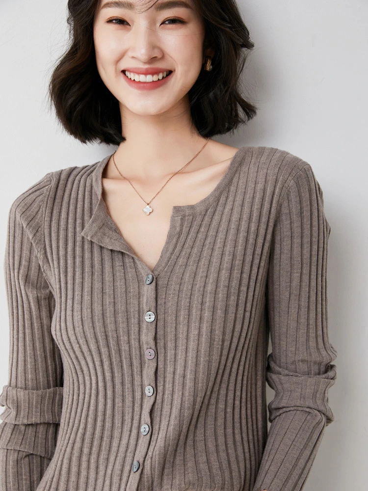 春秋女针织开衫短款女圆领毛衣长袖修身收腰显瘦薄款外套气质百搭