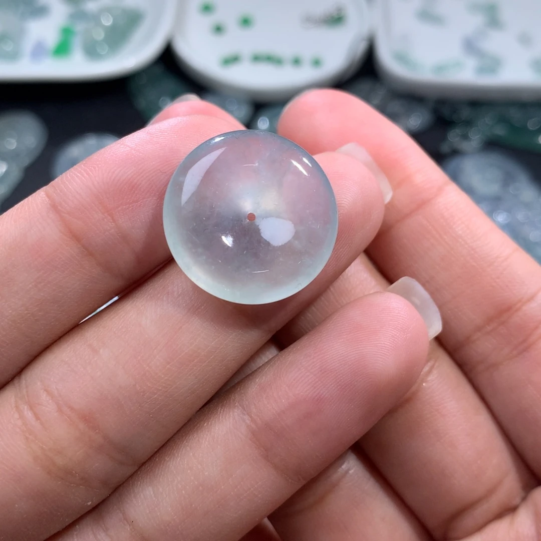 翡翠裸石未镶嵌平安扣