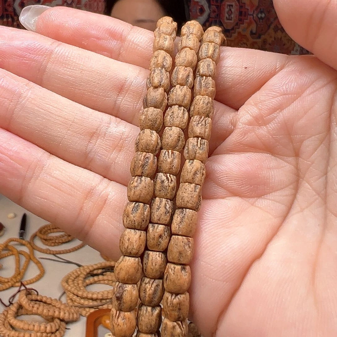 柏香籽/百香籽吊坠舒*