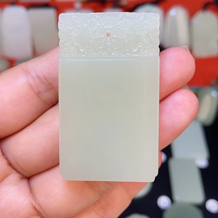 【闪购商品】颈饰未镶嵌和田玉
