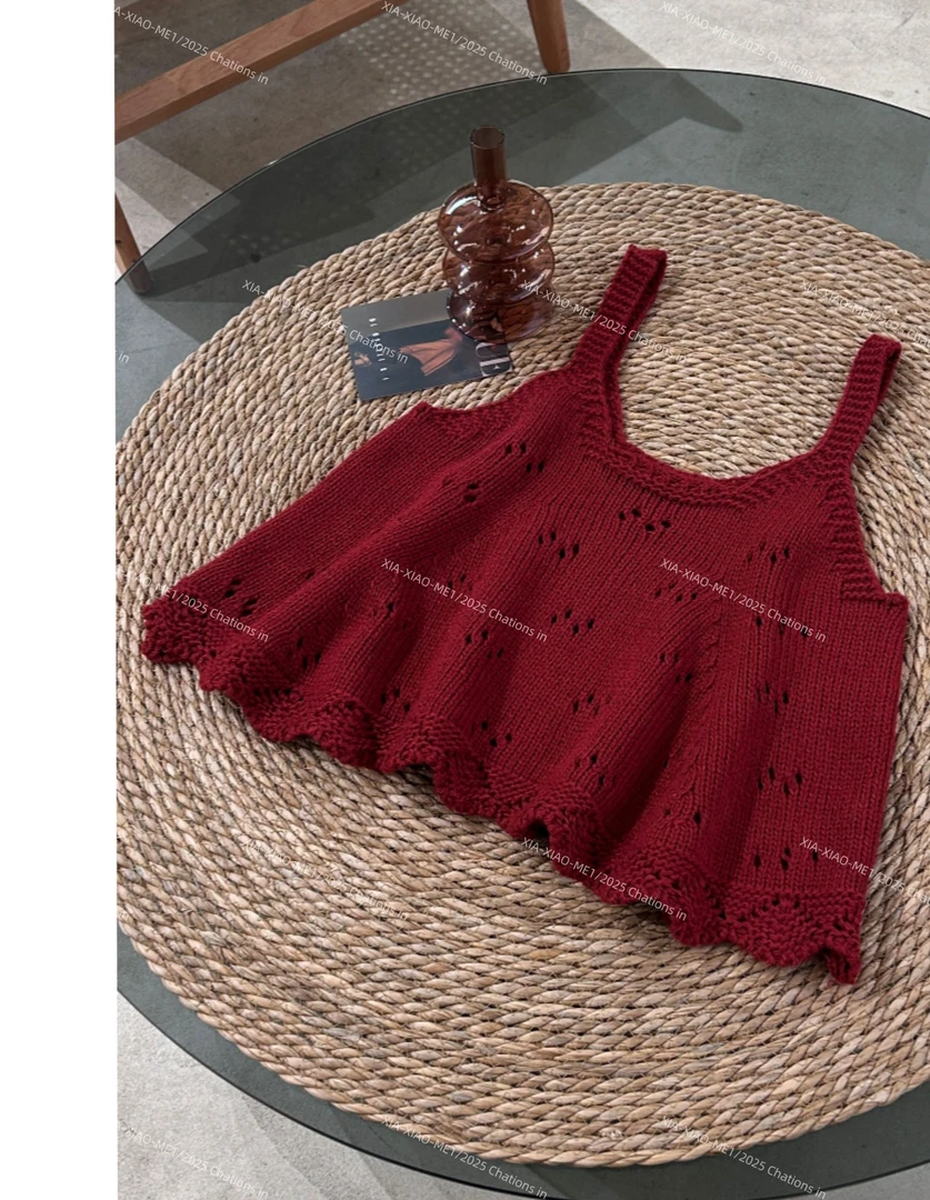 XIAOMEI ｜复古红针织钩花吊带上衣-5361