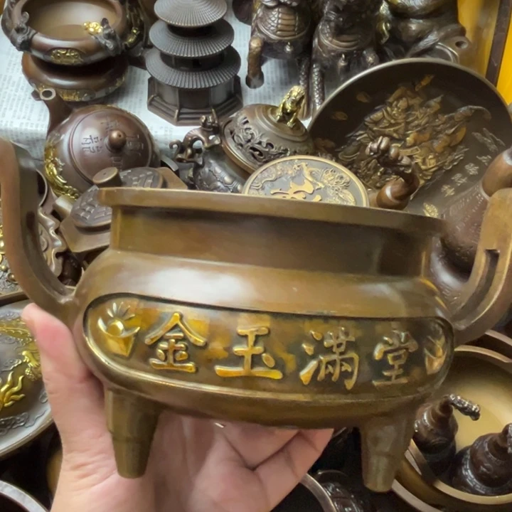 精美铜器摆件藏收
