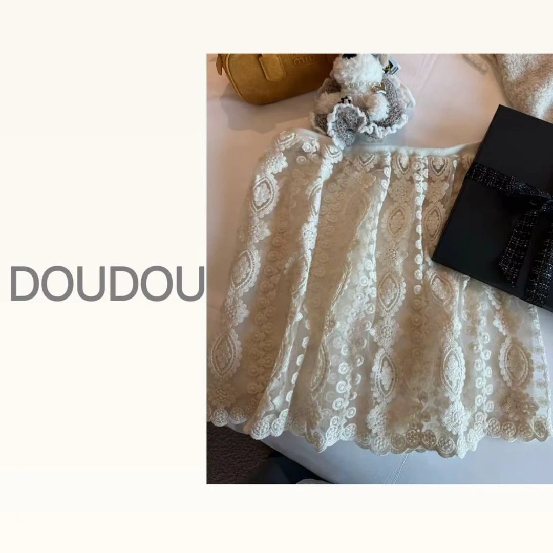 法式蕾丝万能百搭屁帘裙