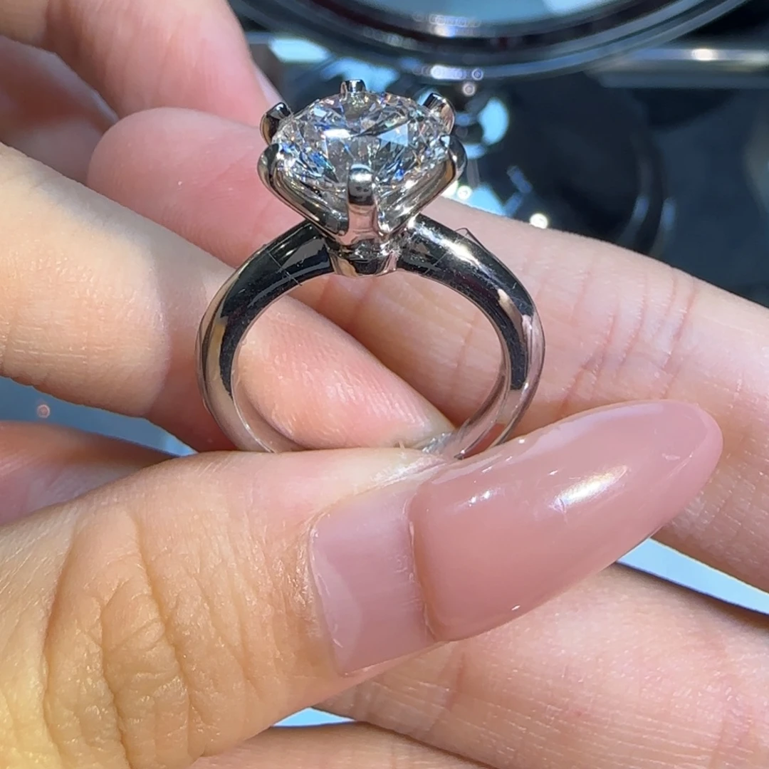 铂Pt950镶嵌实验室培育钻石3卡六爪14