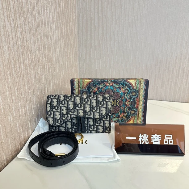 95新 DIOR/迪奥 一桃/98新/迪奥老花小号腰包
