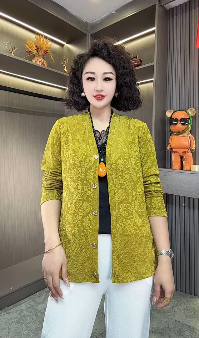 秋季新款提花薄款开衫外搭外套长袖防晒女纯色显瘦