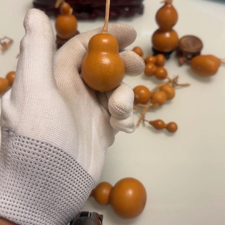 潇***天然手捻小的葫芦